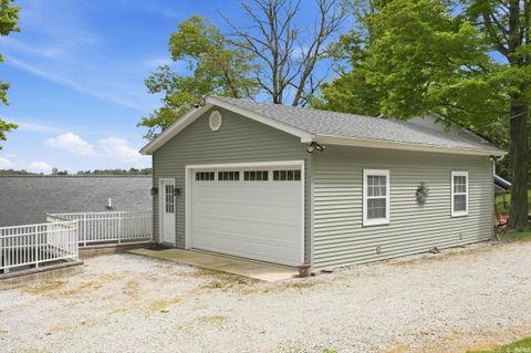 Tiny photo for 9715 E 645 S Road, Wolcottville, IN 46795 (MLS # 202618562)