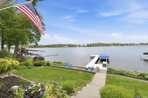 Tiny photo for 9715 E 645 S Road, Wolcottville, IN 46795 (MLS # 202618562)