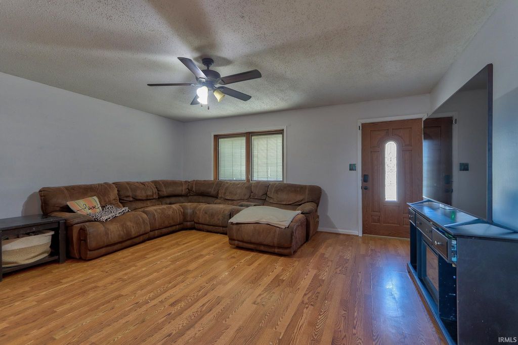 Photo of 670 S Burkhardt Road, Evansville, IN 47715 (MLS # 202604617)