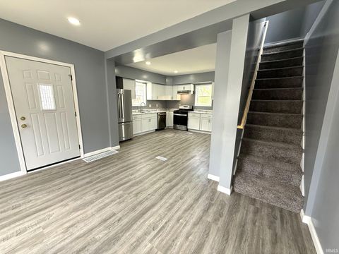 Tiny photo for 563 S Bluff Street, Monticello, IN 47960 (MLS # 202614585)