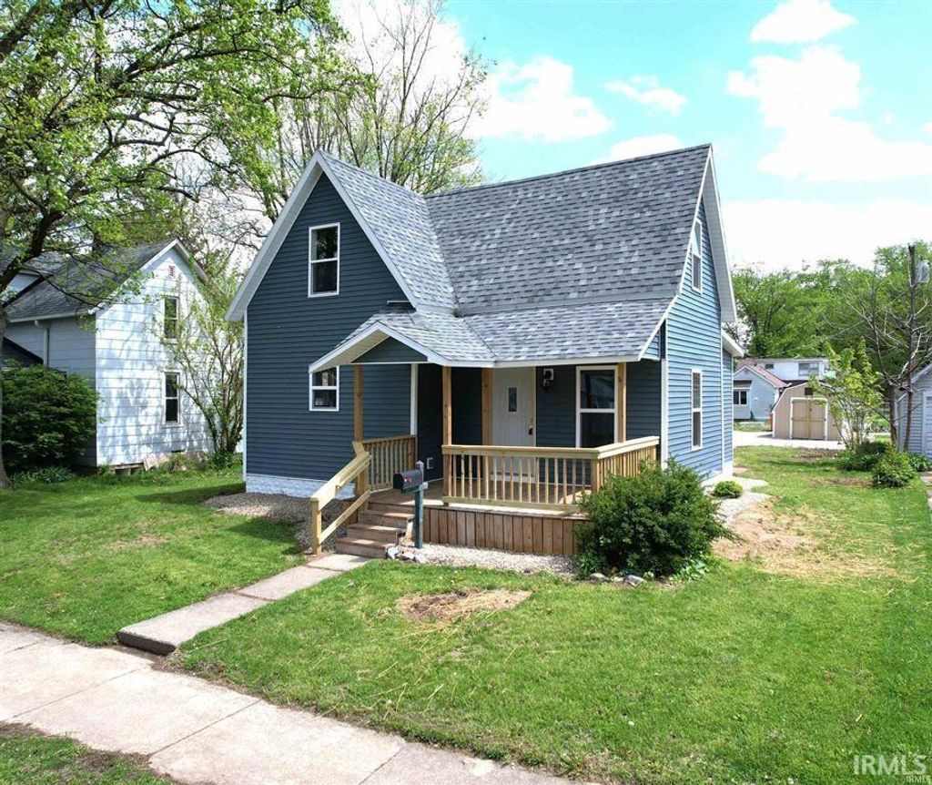 Photo of 563 S Bluff Street, Monticello, IN 47960 (MLS # 202614585)