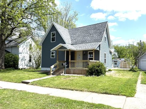 Tiny photo for 563 S Bluff Street, Monticello, IN 47960 (MLS # 202614585)