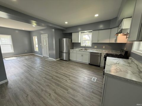 Tiny photo for 563 S Bluff Street, Monticello, IN 47960 (MLS # 202614585)