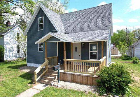 Tiny photo for 563 S Bluff Street, Monticello, IN 47960 (MLS # 202614585)