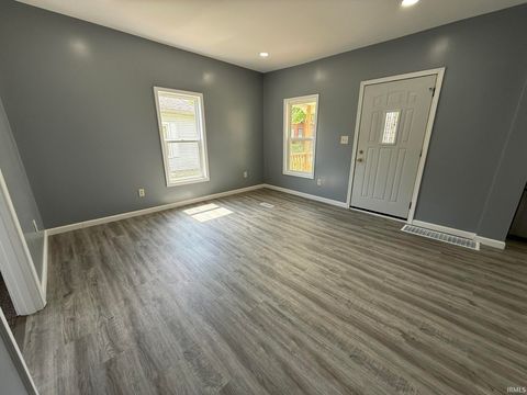 Tiny photo for 563 S Bluff Street, Monticello, IN 47960 (MLS # 202614585)