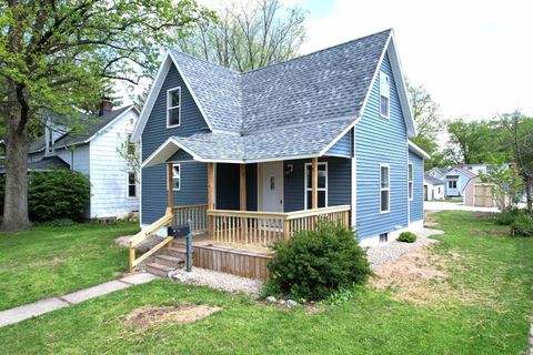 Tiny photo for 563 S Bluff Street, Monticello, IN 47960 (MLS # 202614585)
