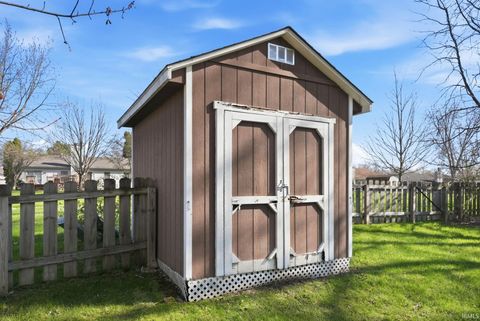 Tiny photo for 10018 Quachita Court, Fort Wayne, IN 46804 (MLS # 202612178)