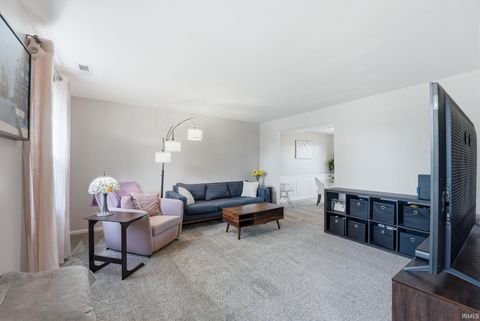 Tiny photo for 10018 Quachita Court, Fort Wayne, IN 46804 (MLS # 202612178)