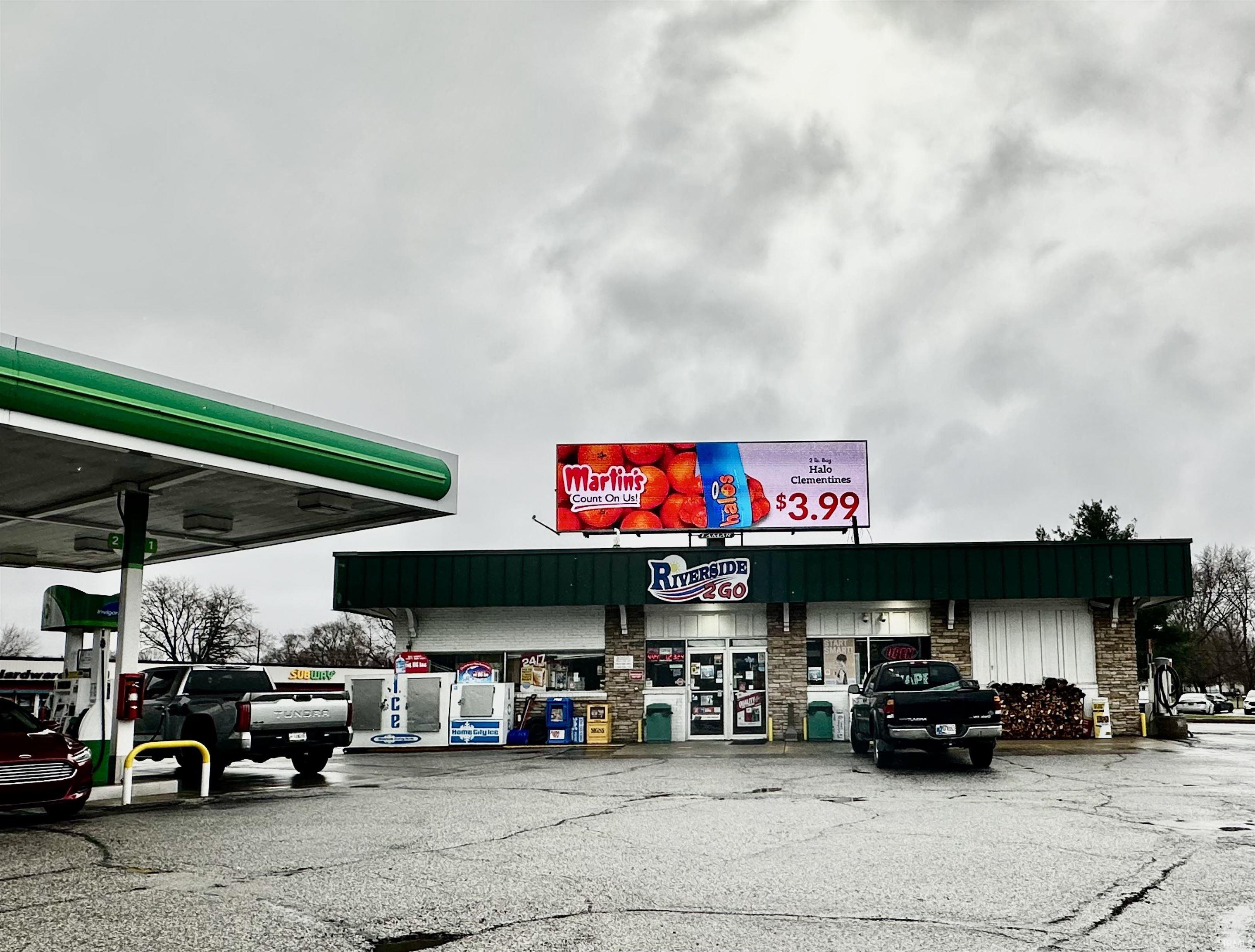 Elkhart, Indiana 46516, United States, ,Commercial,Active,94170