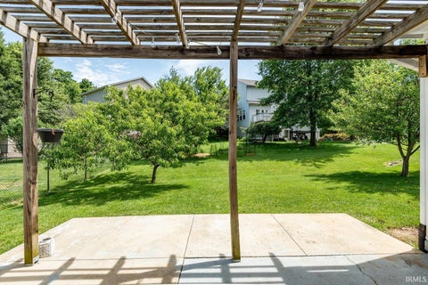 Tiny photo for 3528 S Glasgow Circle, Bloomington, IN 47403 (MLS # 202624711)