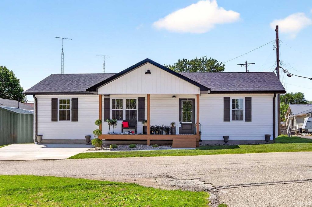 Photo of 111 O Street, Bedford, IN 47421 (MLS # 202614498)