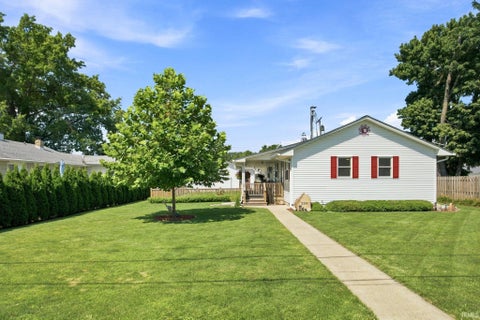 Tiny photo for 204 S Burke Street, Wolcott, IN 47995 (MLS # 202631884)