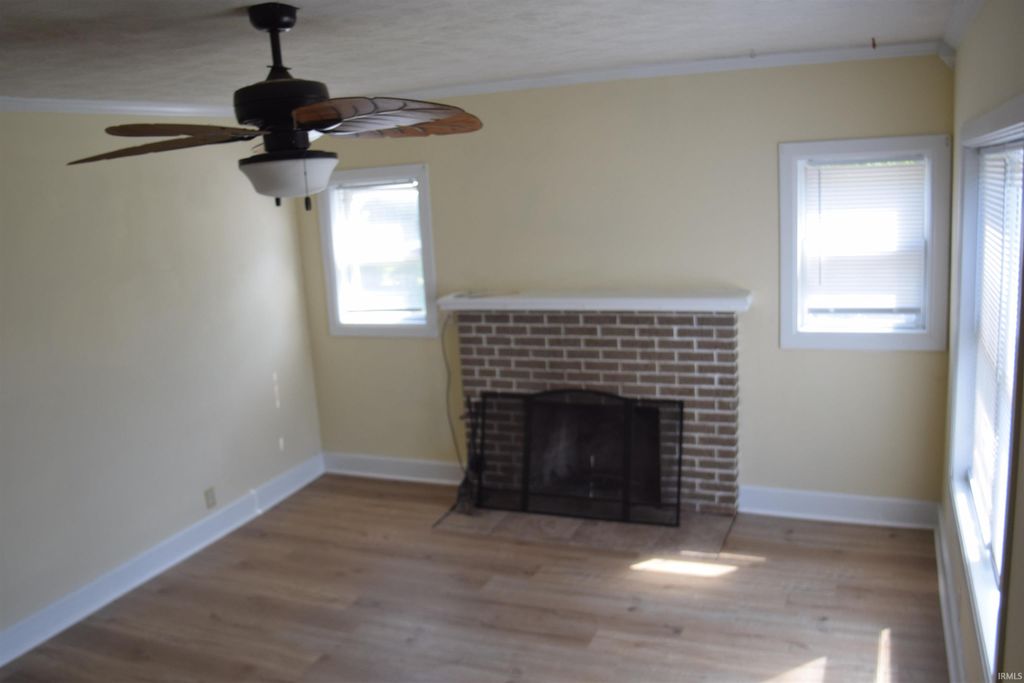 Photo of 1113 W Oak Street, Mitchell, IN 47446 (MLS # 202615357)