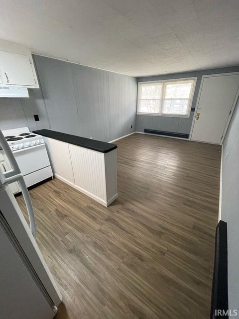 Tiny photo for 1201 Cincinnati Street, Lafayette, IN 47904 (MLS # 202512078)