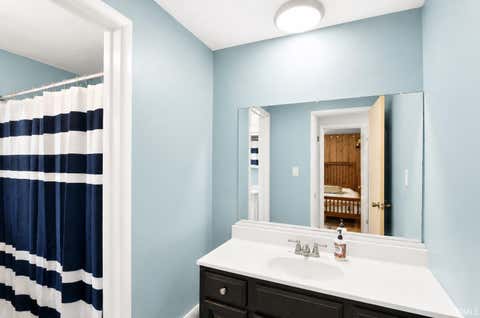 Tiny photo for 800 W Fairway Lane, Bloomington, IN 47403 (MLS # 202624664)