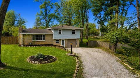 Tiny photo for 800 W Fairway Lane, Bloomington, IN 47403 (MLS # 202624664)