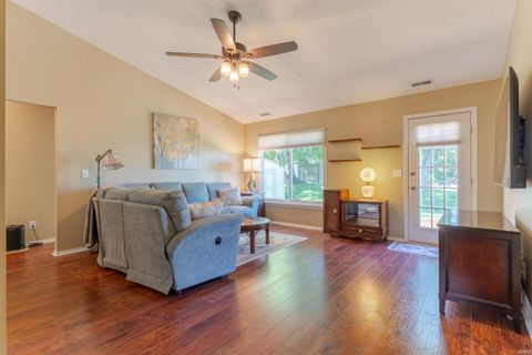 Tiny photo for 6007 Stardance Pointe, Evansville, IN 47715 (MLS # 202618420)