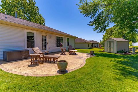 Tiny photo for 6007 Stardance Pointe, Evansville, IN 47715 (MLS # 202618420)