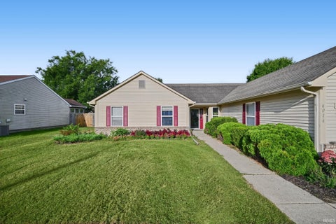 Tiny photo for 4014 John Adams Road, Lafayette, IN 47909 (MLS # 202638115)