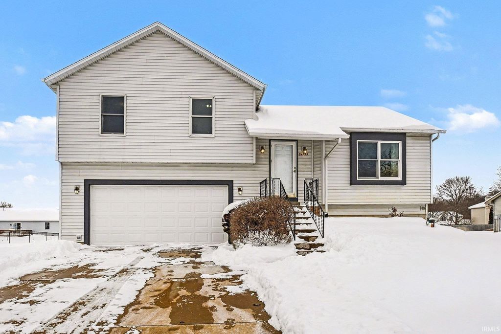 Photo of 54733 Kristi Lane, Osceola, IN 46561 (MLS # 202602904)