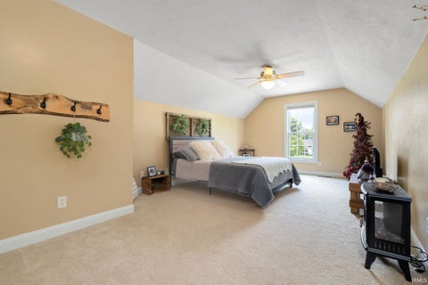 Tiny photo for 3611 Fox Court, Elkhart, IN 46514 (MLS # 202627498)