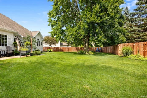 Tiny photo for 3611 Fox Court, Elkhart, IN 46514 (MLS # 202627498)