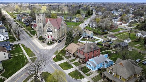 Tiny photo for 929 W Colfax Avenue, South Bend, IN 46601 (MLS # 202612046)