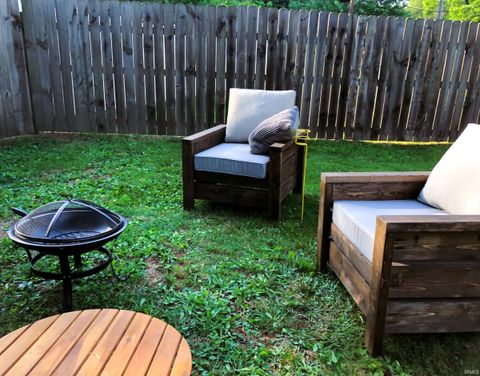 Tiny photo for 929 W Colfax Avenue, South Bend, IN 46601 (MLS # 202612046)