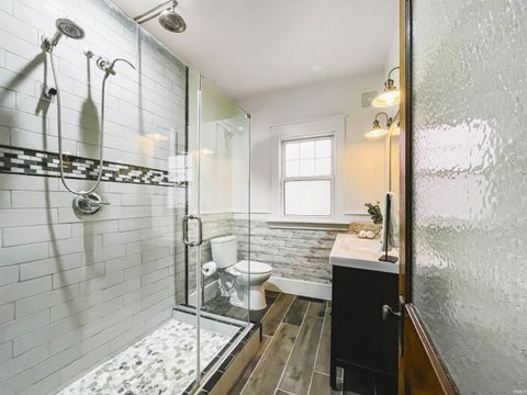 Tiny photo for 929 W Colfax Avenue, South Bend, IN 46601 (MLS # 202612046)