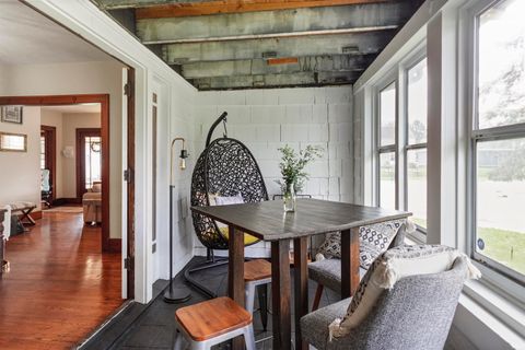 Tiny photo for 929 W Colfax Avenue, South Bend, IN 46601 (MLS # 202612046)