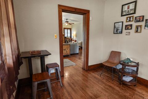 Tiny photo for 929 W Colfax Avenue, South Bend, IN 46601 (MLS # 202612046)