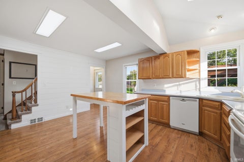 Tiny photo for 420 W Perkins Street, Hartford City, IN 47348 (MLS # 202642311)