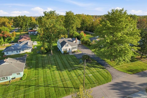Tiny photo for 420 W Perkins Street, Hartford City, IN 47348 (MLS # 202642311)