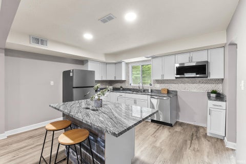 Tiny photo for 5857 Stellhorn Road, Fort Wayne, IN 46815 (MLS # 202630769)