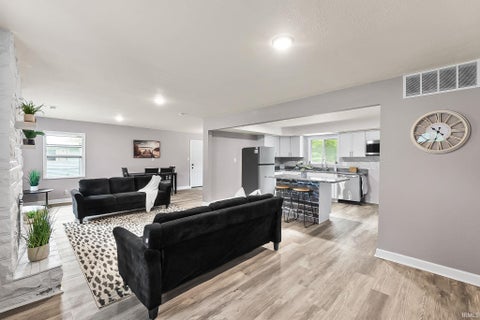 Tiny photo for 5857 Stellhorn Road, Fort Wayne, IN 46815 (MLS # 202630769)