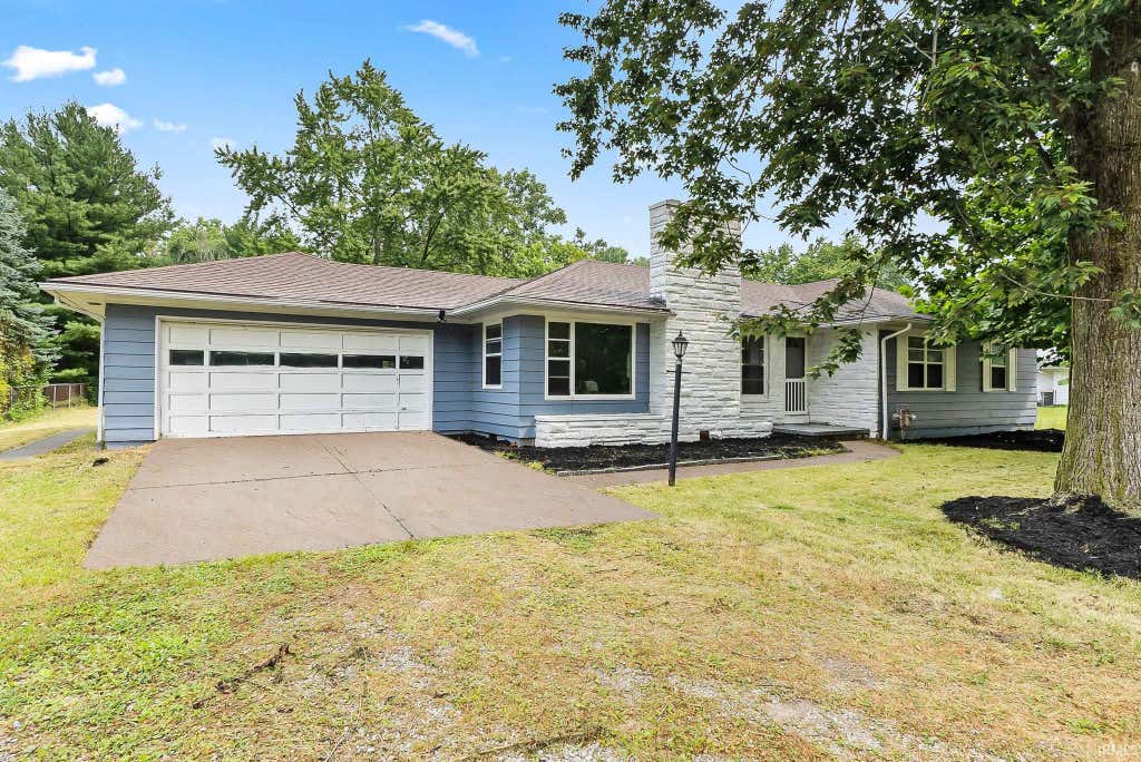 Photo of 5857 Stellhorn Road, Fort Wayne, IN 46815 (MLS # 202630769)