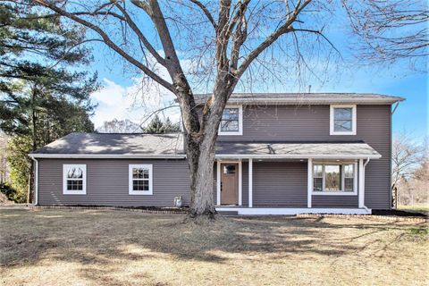 62583 Orange Road, South Bend, IN 46614 - #: 202509965