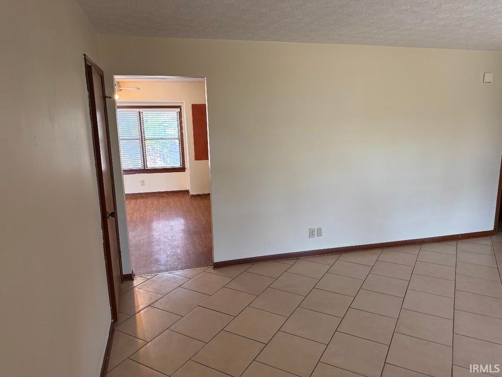 Photo of 320 Winesap Drive, Lafayette, IN 47905 (MLS # 202617353)