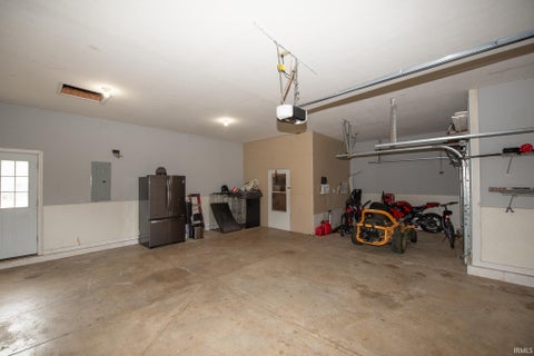 Tiny photo for 2410 Farmington Place, Lafayette, IN 47905 (MLS # 202627976)