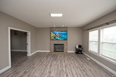 Tiny photo for 2410 Farmington Place, Lafayette, IN 47905 (MLS # 202627976)