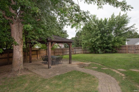 Tiny photo for 2410 Farmington Place, Lafayette, IN 47905 (MLS # 202627976)