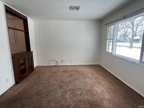 Tiny photo for 1113 E Fischer St, Kokomo, IN 46901 (MLS # 202603847)