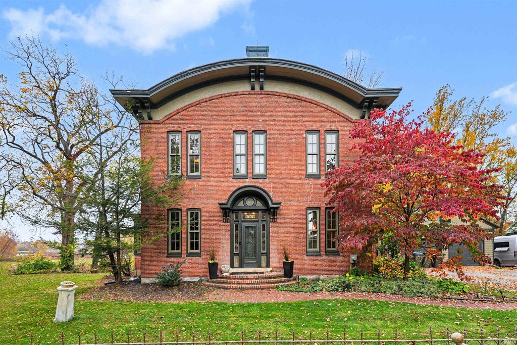 Photo of 2309 S Main Street, Goshen, IN 46526 (MLS # 202644956)