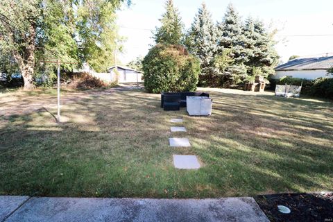 Tiny photo for 728 E Broadway Street, Kokomo, IN 46901 (MLS # 202540520)