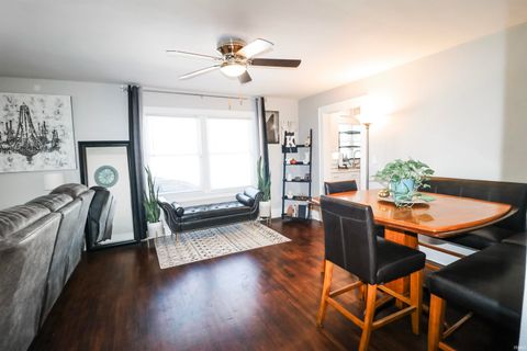 Tiny photo for 728 E Broadway Street, Kokomo, IN 46901 (MLS # 202540520)