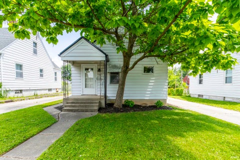 Photo of 1636 Tyler Avenue, Fort Wayne, IN 46808 (MLS # 202626701)