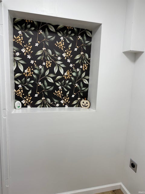 Tiny photo for 425 Monroe Avenue, Peru, IN 46970 (MLS # 202636565)