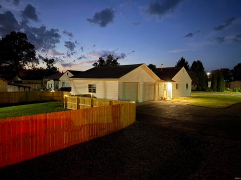 Tiny photo for 425 Monroe Avenue, Peru, IN 46970 (MLS # 202636565)