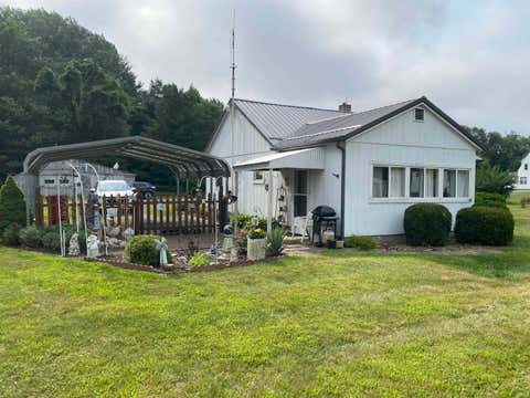Tiny photo for 5800 Madison Street, Delong, IN 46922 (MLS # 202630895)