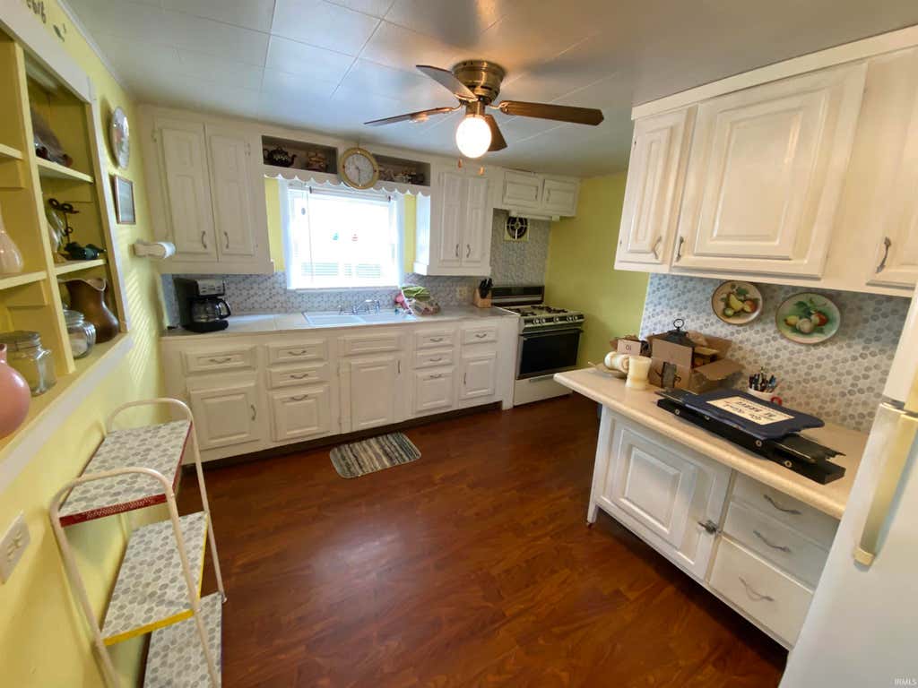 Photo of 5800 Madison Street, Delong, IN 46922 (MLS # 202630895)